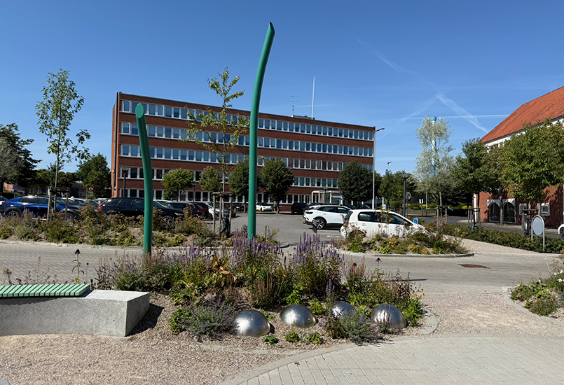Banegårdspladsen, Vejen
